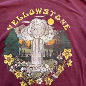 Yellowstone National Park Foundation Official Old Faithful T-Shirt Men’s XLarge